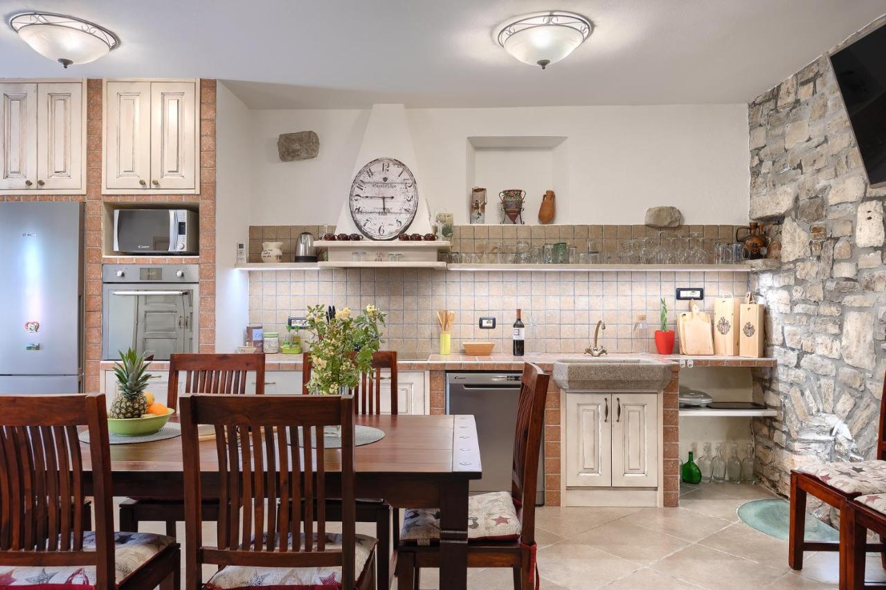 Apartman Pietro Motovun Exteriör bild